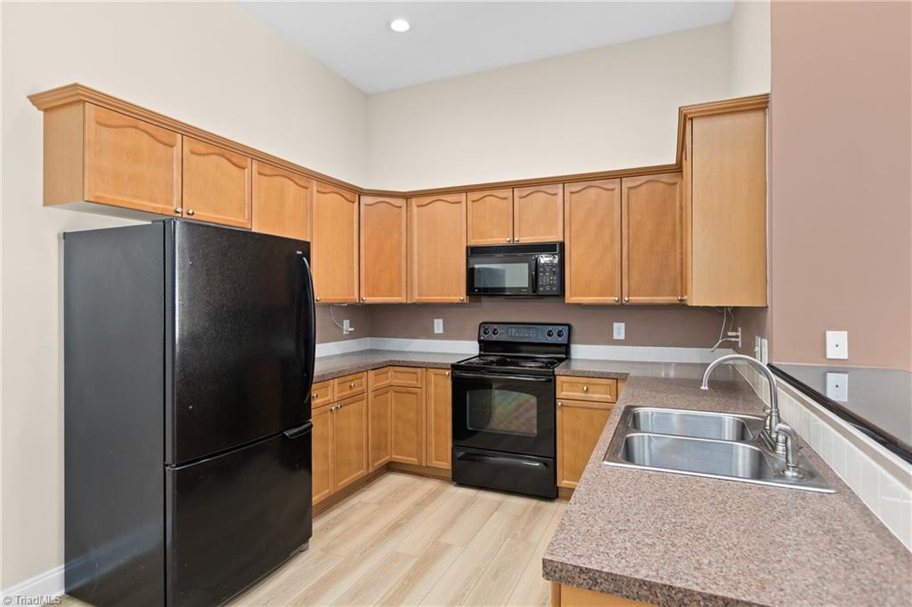 4752 Tatton Park Circle # 3d Property Photo 9