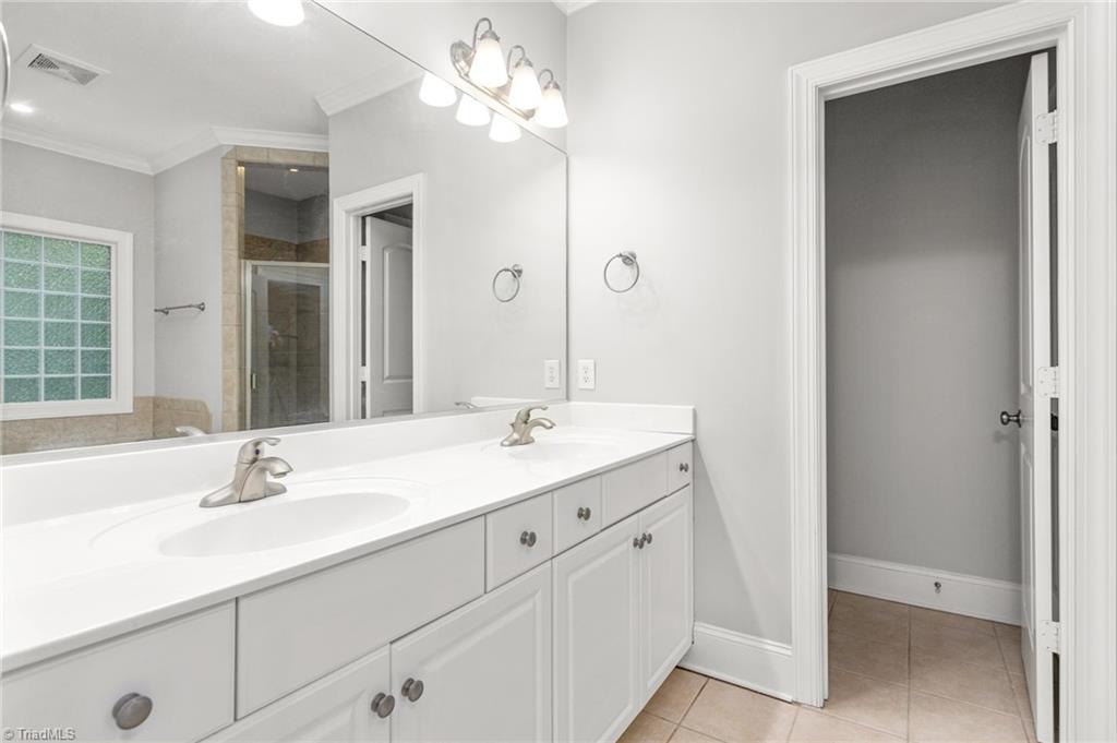 4402 Sabre Court Property Photo 23