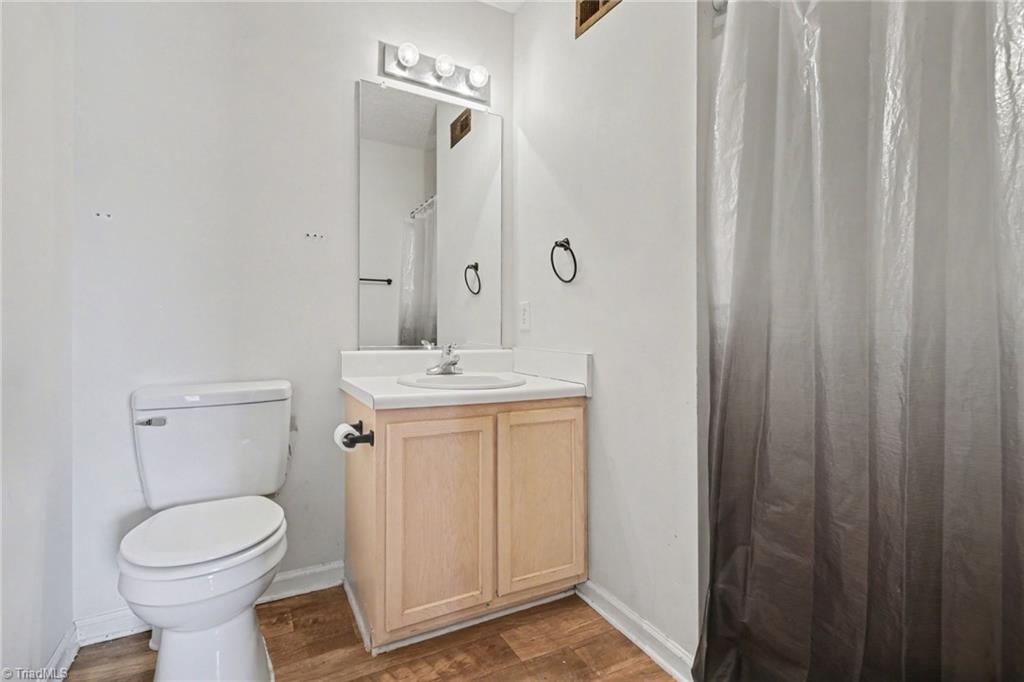 3904 Riverdale Drive Property Photo 12