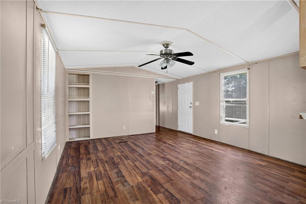 526 Kindley Road Property Photo 3