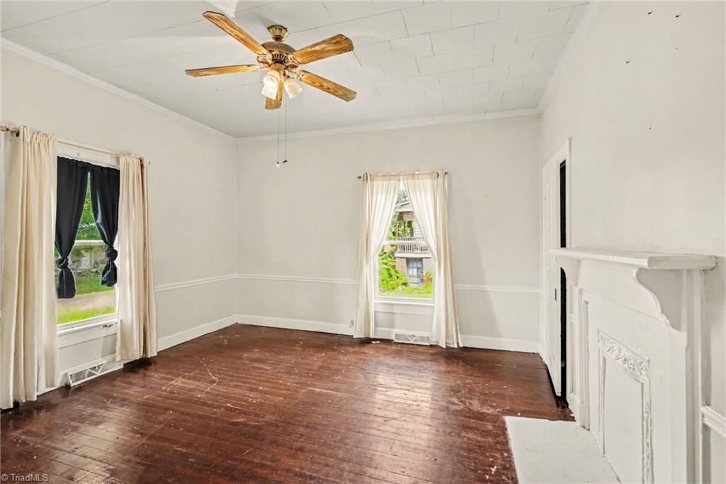 127 Erwin Street Property Photo 13