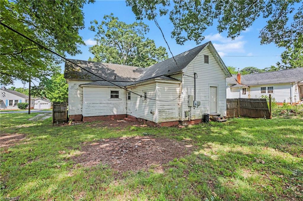 127 Erwin Street Property Photo 20