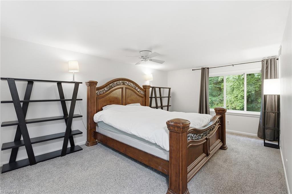 204 Lamplighter Circle Property Photo 14
