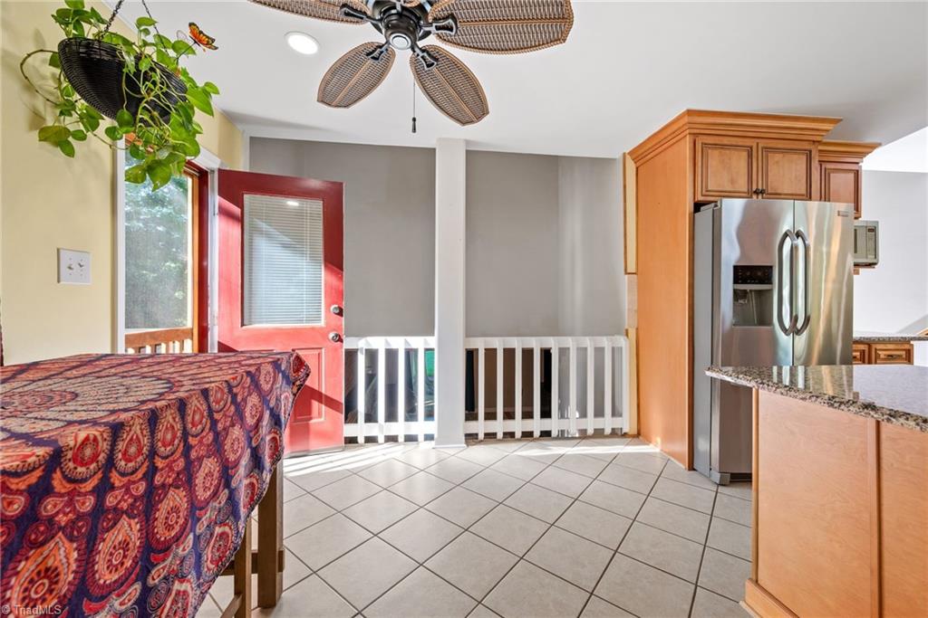 8750 Willowmede Drive Property Photo 11