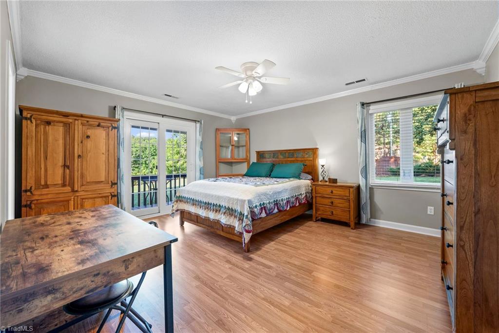 8750 Willowmede Drive Property Photo 12