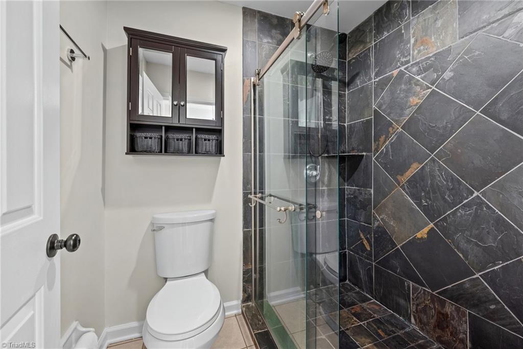 8750 Willowmede Drive Property Photo 16