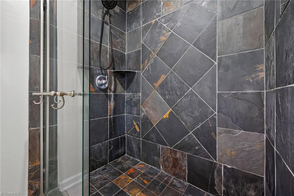 8750 Willowmede Drive Property Photo 17