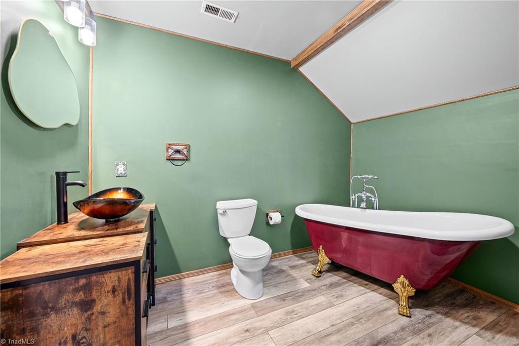 8750 Willowmede Drive Property Photo 31