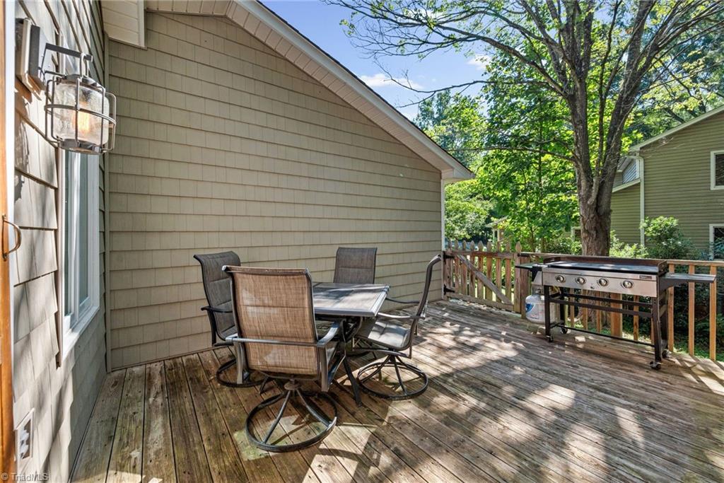 8750 Willowmede Drive Property Photo 40