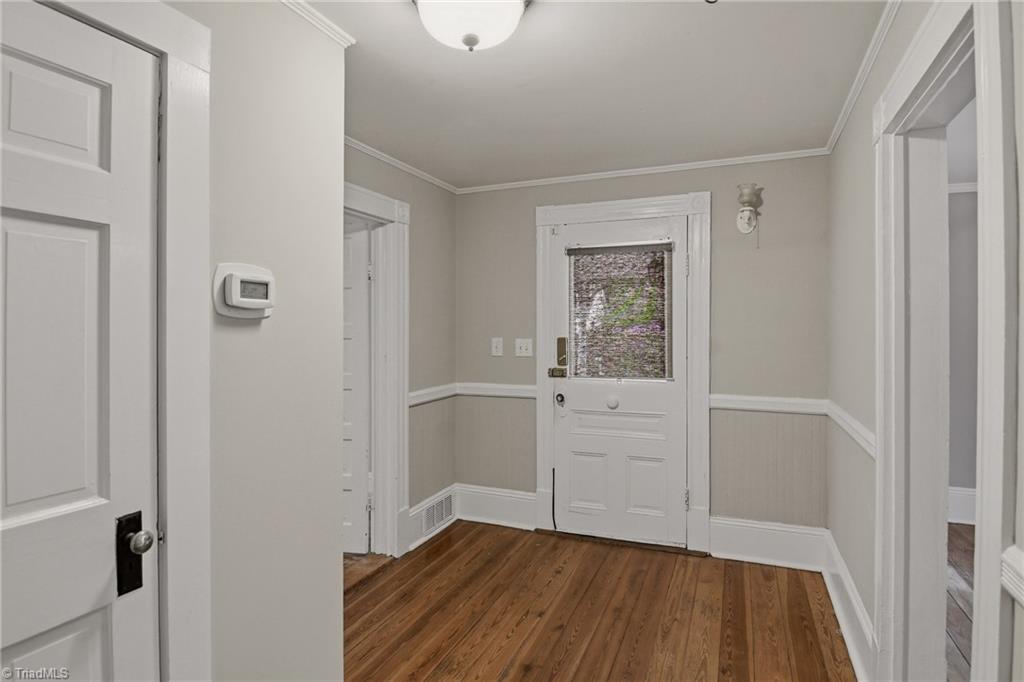 112 Gloria Avenue Property Photo 12