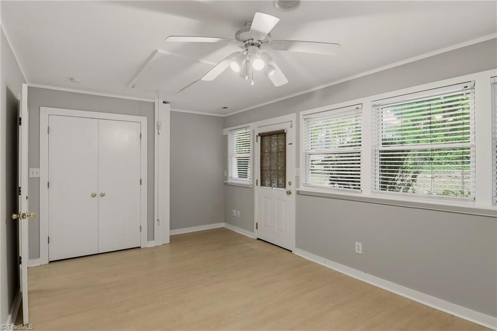 112 Gloria Avenue Property Photo 25