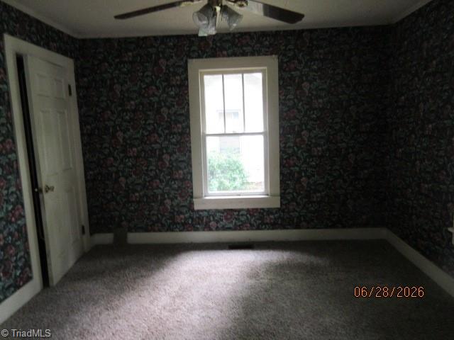 2718 Darden Road Property Photo 4