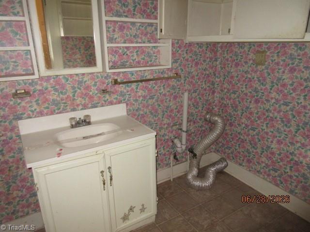2718 Darden Road Property Photo 10
