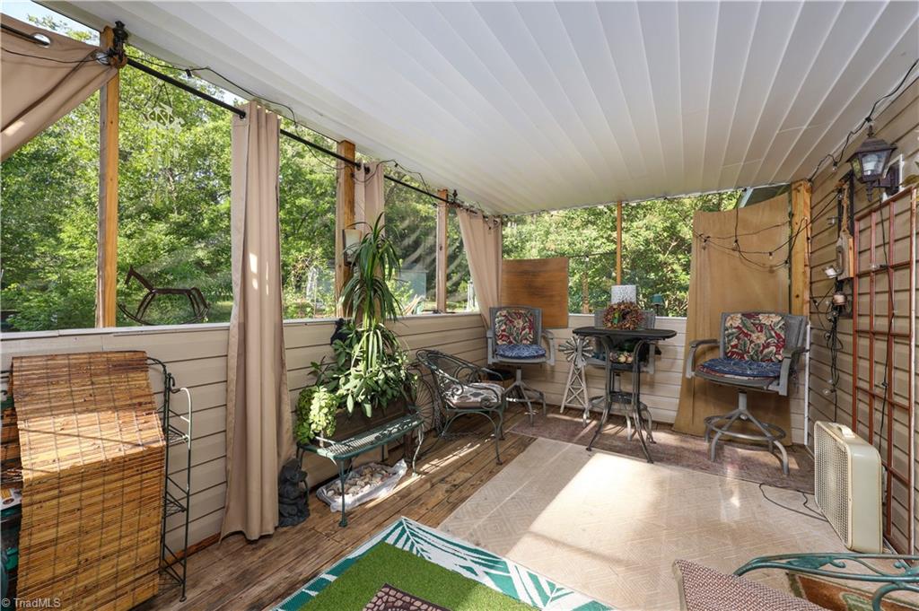 2311 Chrisco Road W Property Photo 4