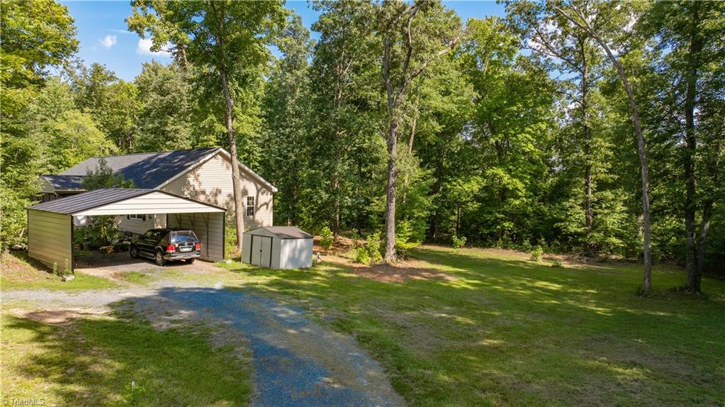 2311 Chrisco Road W Property Photo 7