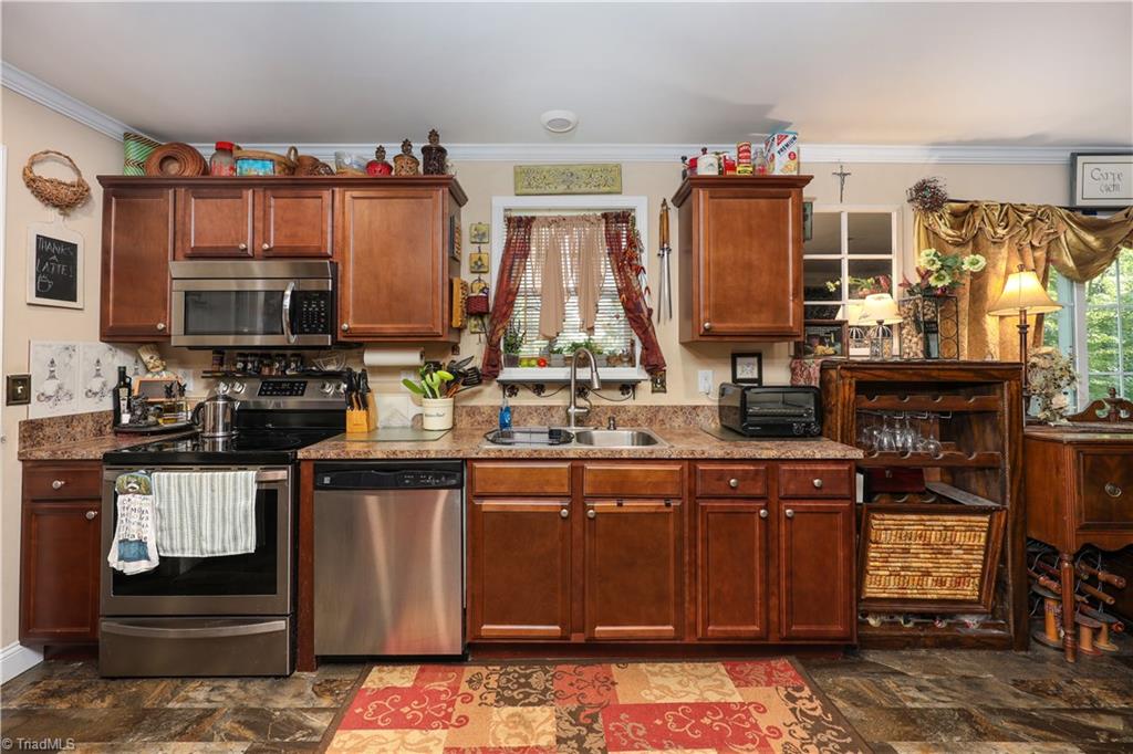 2311 Chrisco Road W Property Photo 22