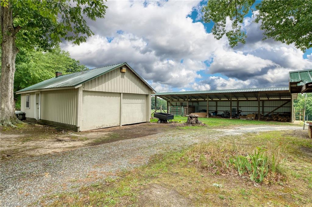 7388 Old 421 Road Property Photo 22