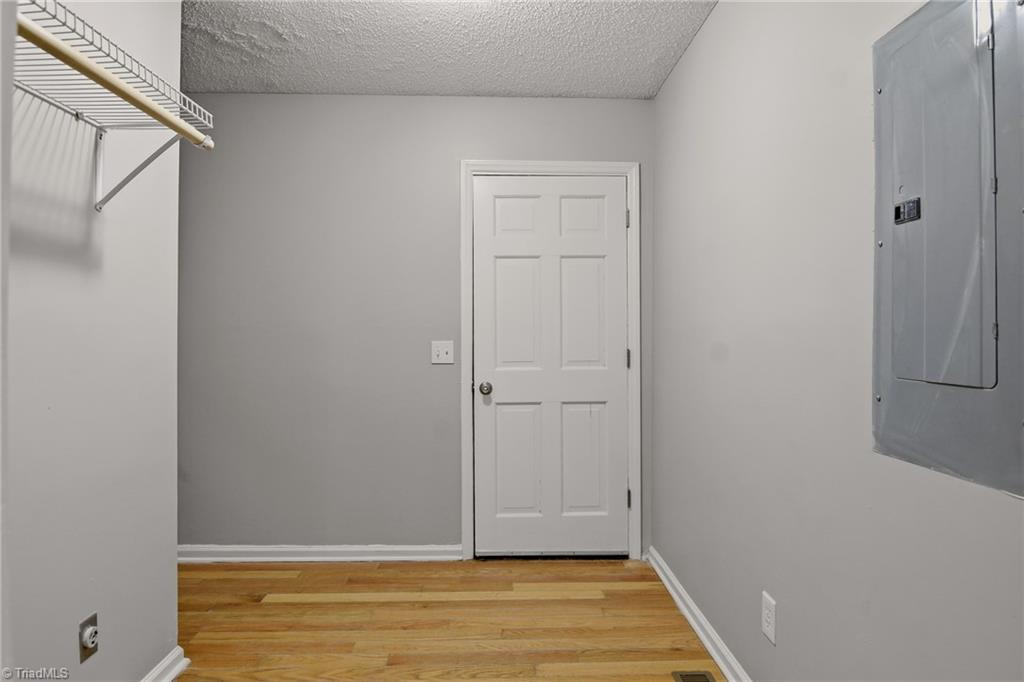 2157 Rivermeade Drive Property Photo 7