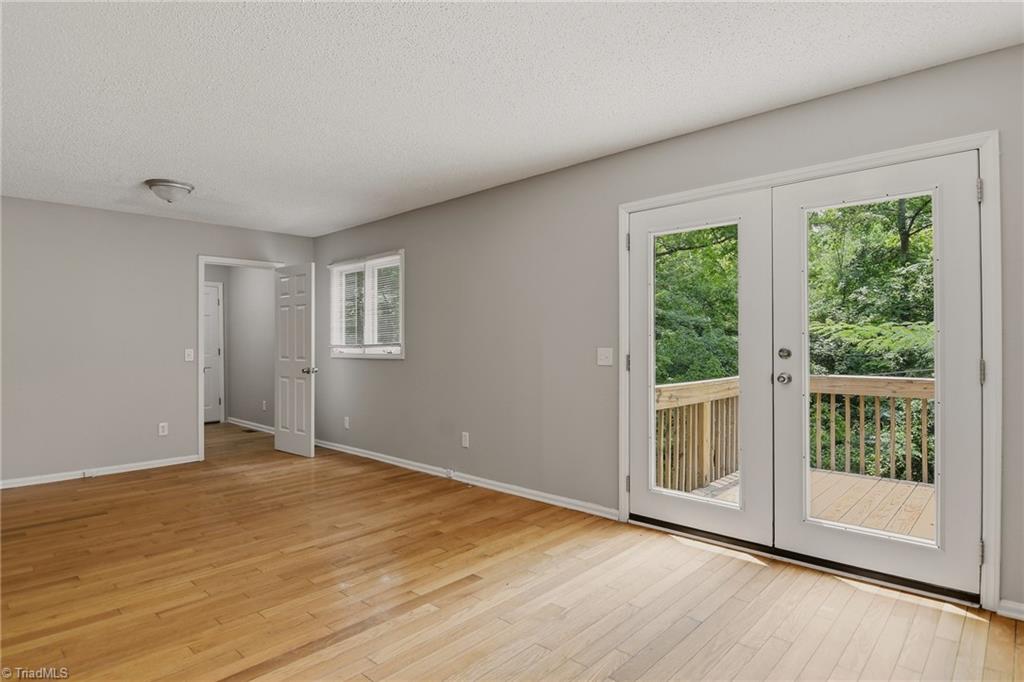 2157 Rivermeade Drive Property Photo 8