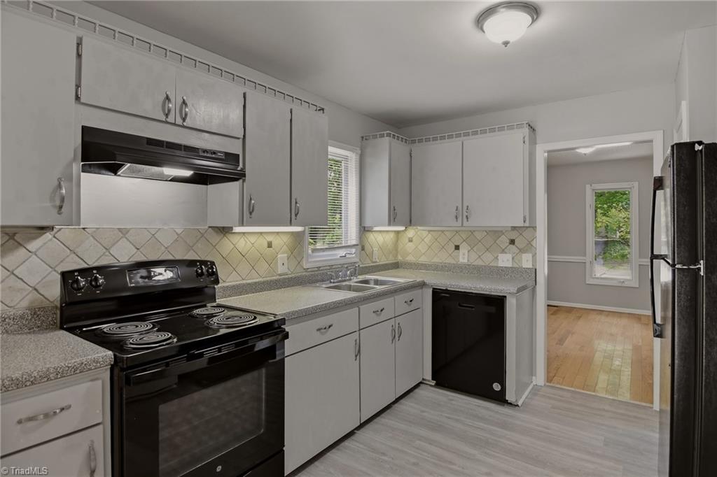 2157 Rivermeade Drive Property Photo 11