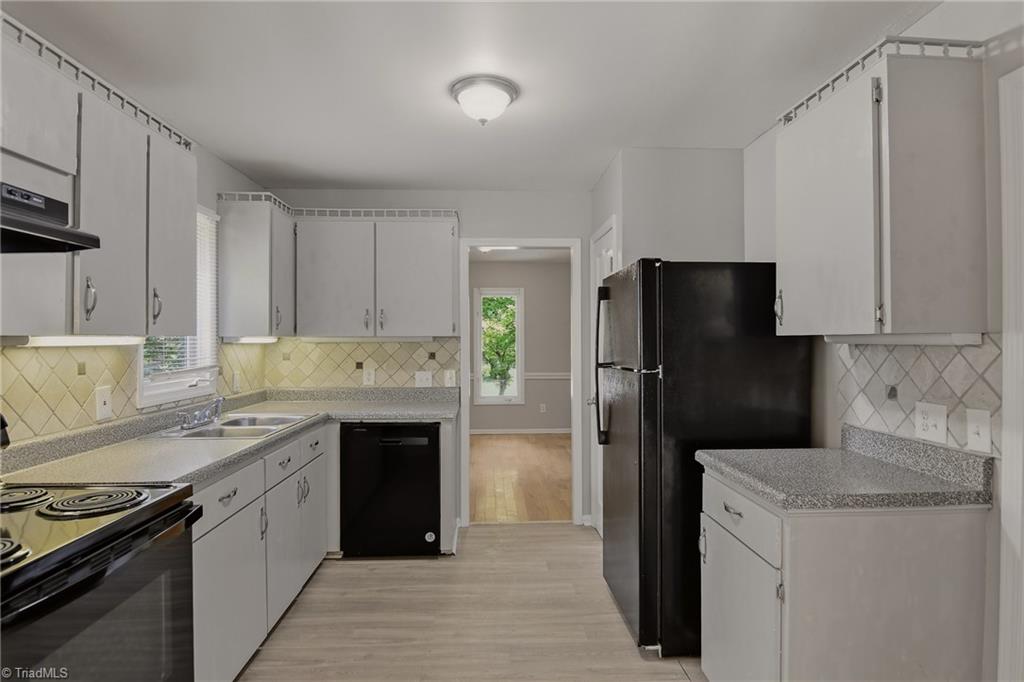 2157 Rivermeade Drive Property Photo 12