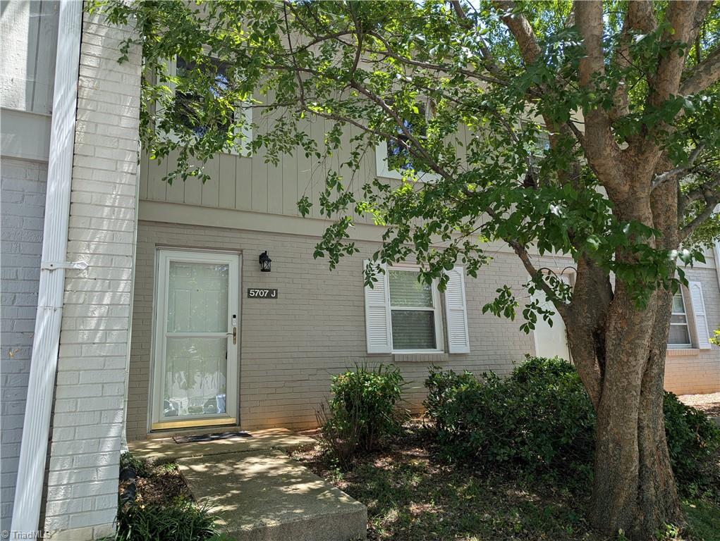 5707 Bramblegate Road # J Property Photo 1
