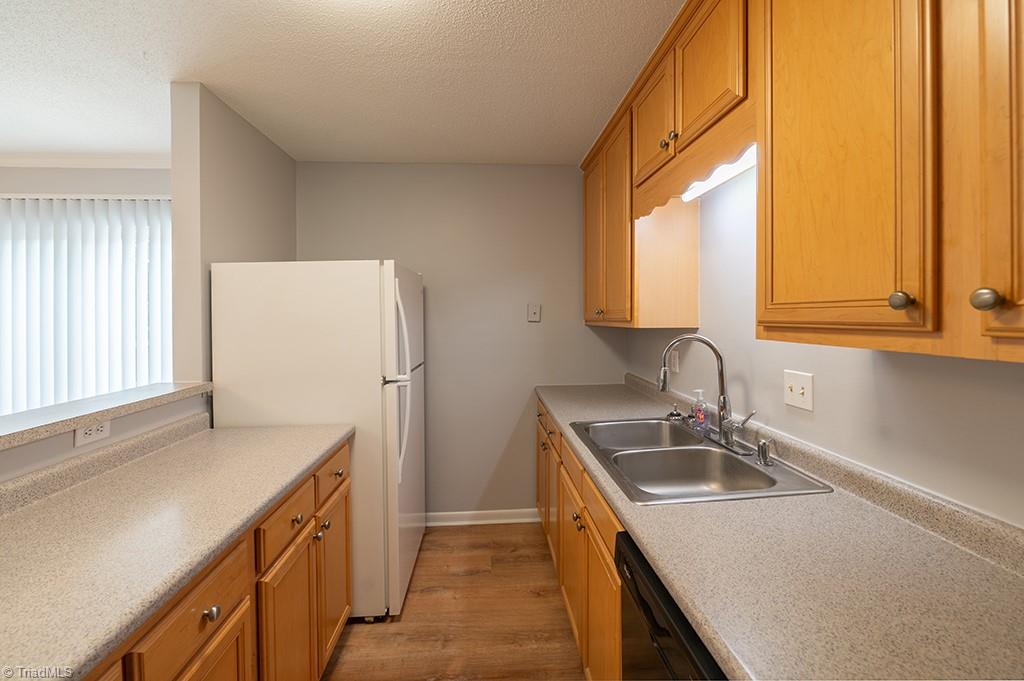 5707 Bramblegate Road # J Property Photo 9