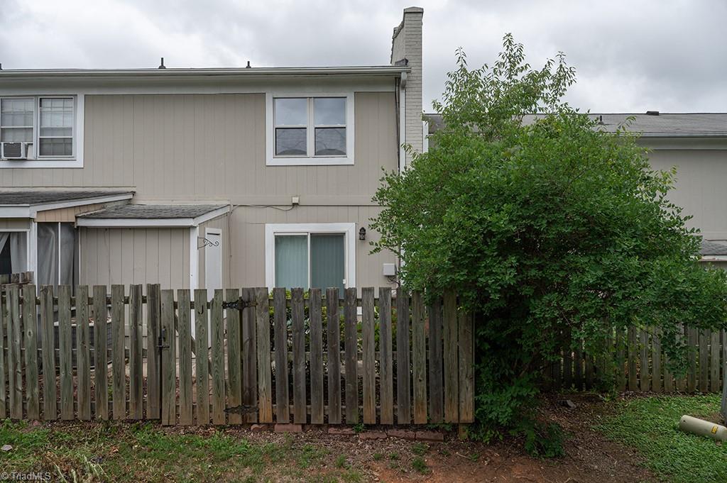 5707 Bramblegate Road # J Property Photo 32