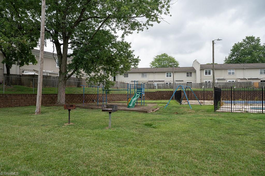 5707 Bramblegate Road # J Property Photo 33