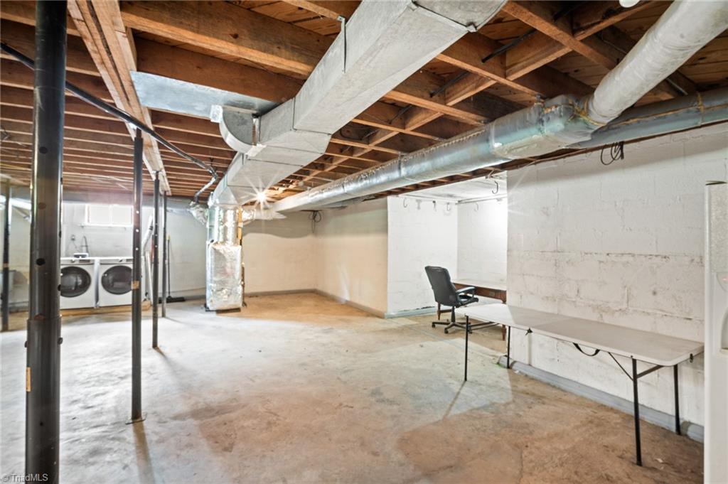 604 Sunset Drive Property Photo 17
