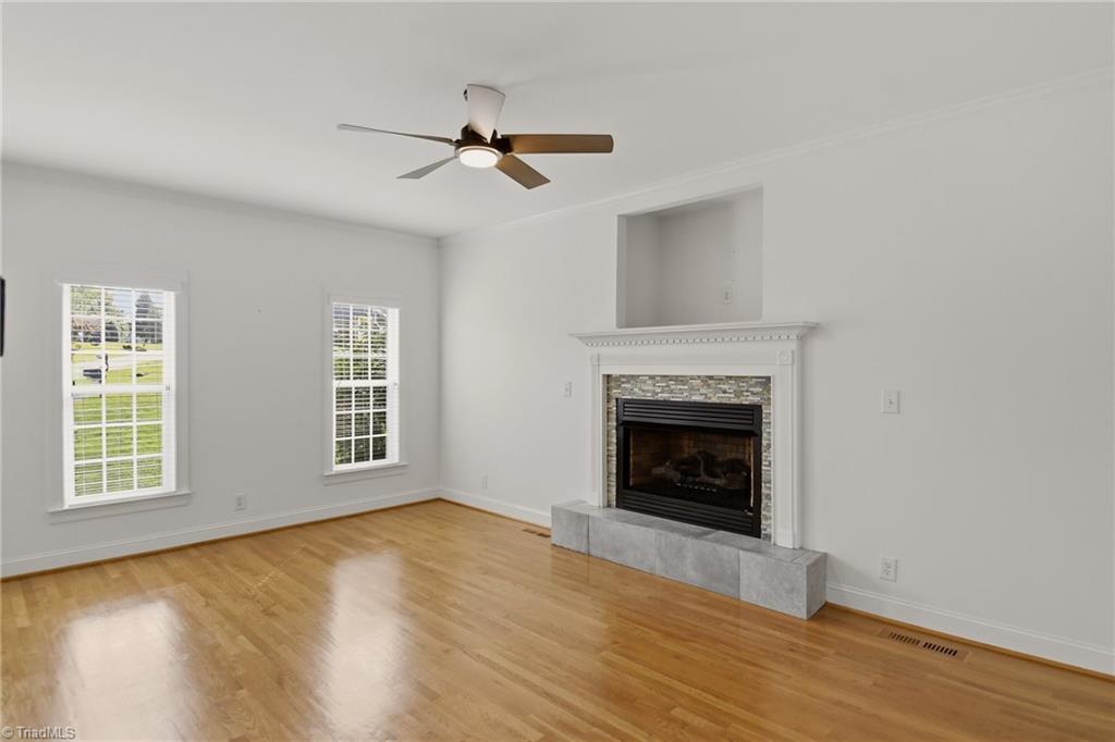 6902 Prairie Grove Drive Property Photo 10