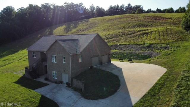 2093 Champion Road Property Photo 5