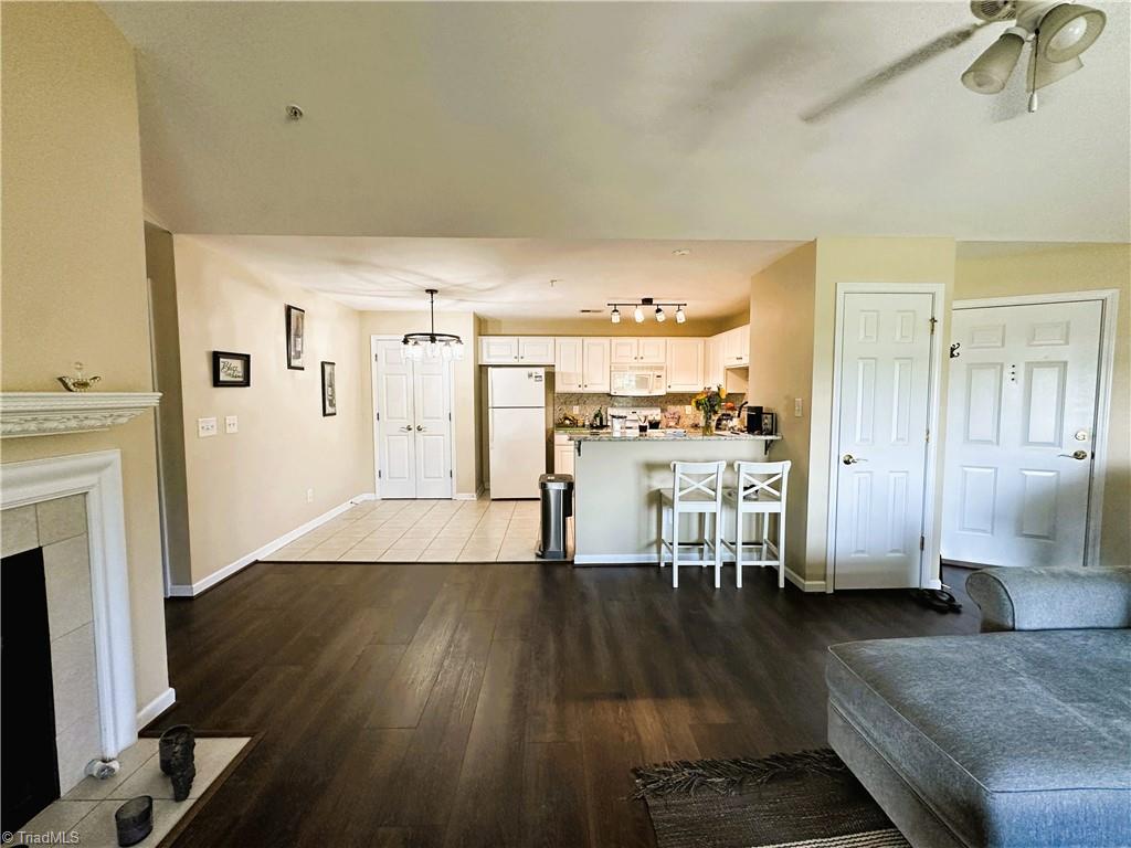 6941 Hanesbrook Circle Property Photo 6
