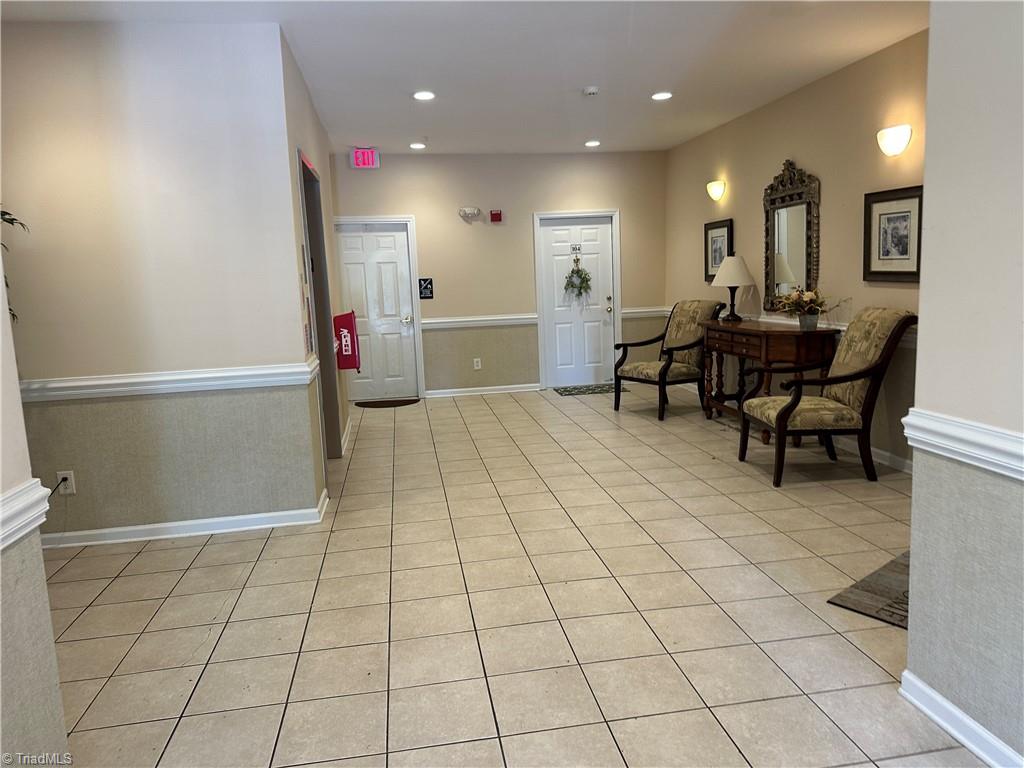 6941 Hanesbrook Circle Property Photo 14