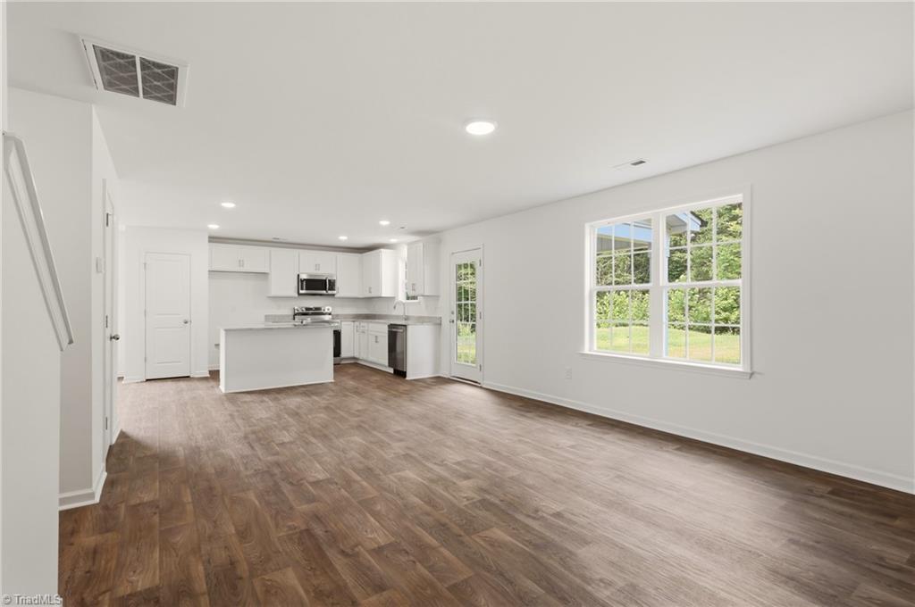 310 Middleton Drive Property Photo 3