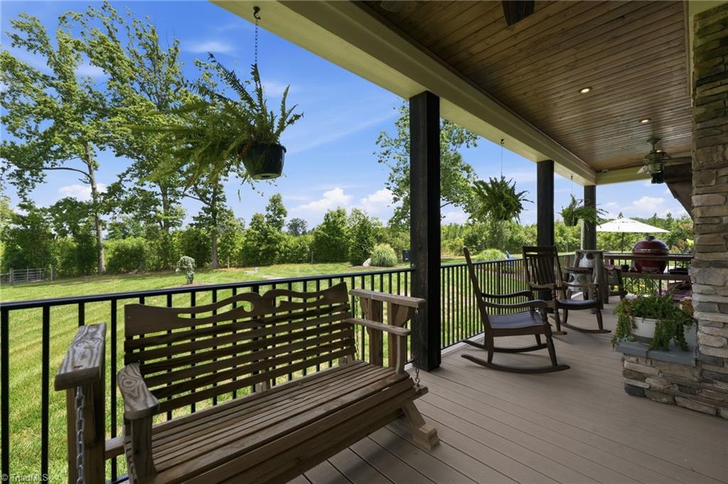 7070 Holts Store Road Property Photo 37