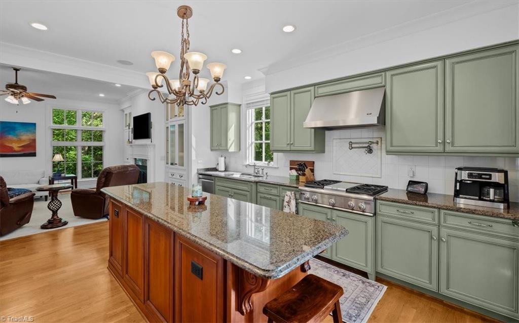 5 Old Saybrook Drive Property Photo 10