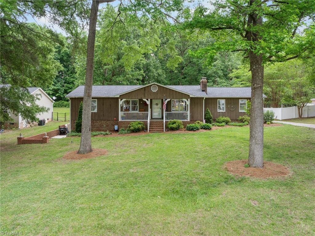 1025 Springwood Lane Property Photo 1