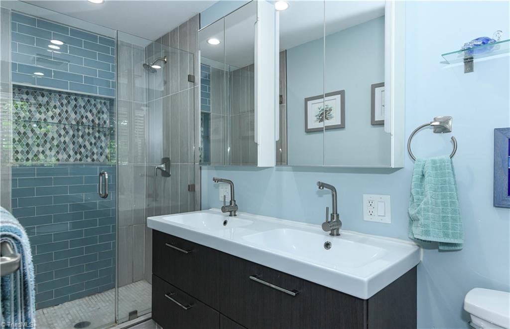 1014 Onslow Drive Property Photo 26
