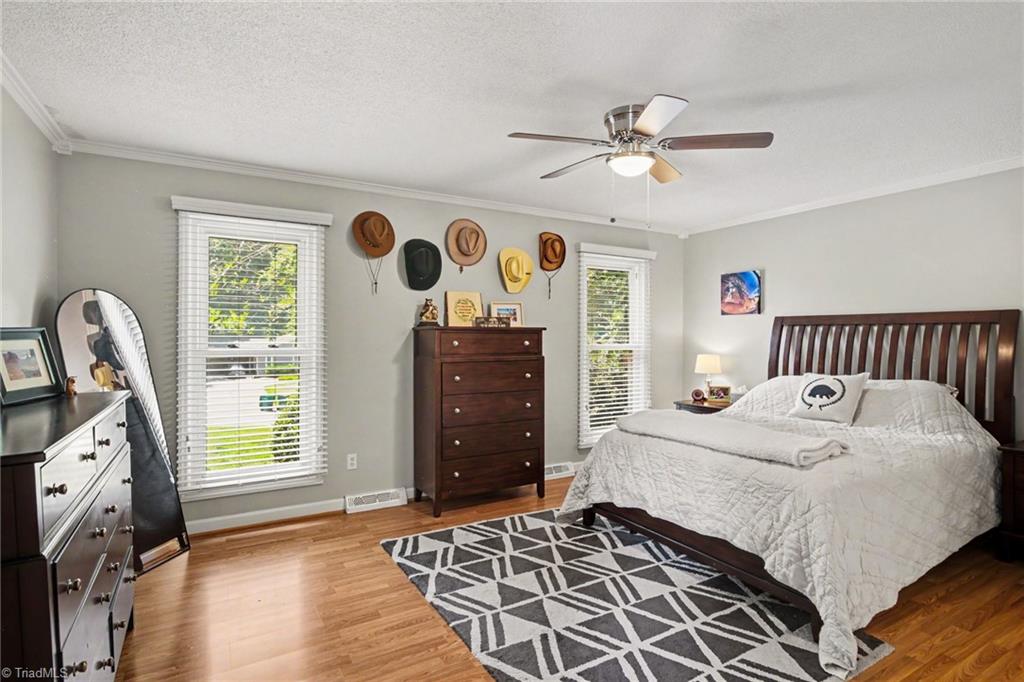 8805 Willowmede Drive Property Photo 16