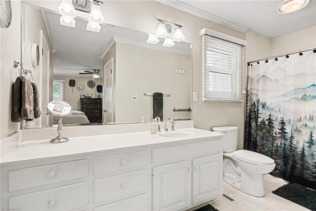 8805 Willowmede Drive Property Photo 17