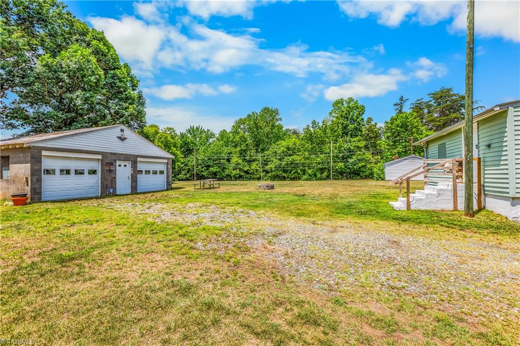 5210 Doris Street Property Photo 20