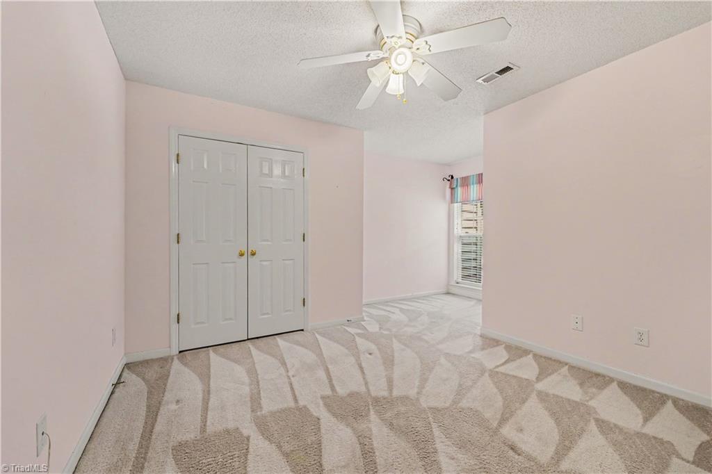 19 Mansfield Circle Property Photo 14