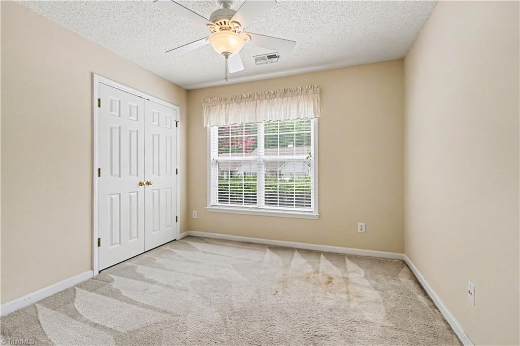 19 Mansfield Circle Property Photo 15