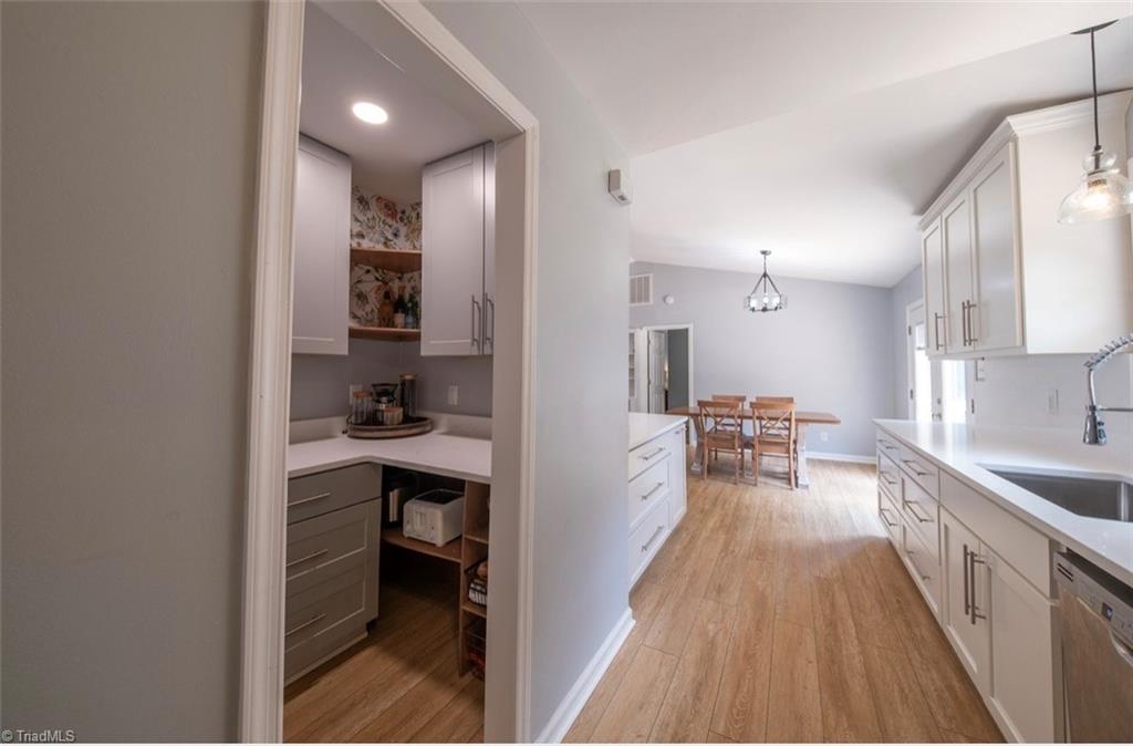 8311 Mapleway Lane Property Photo 15