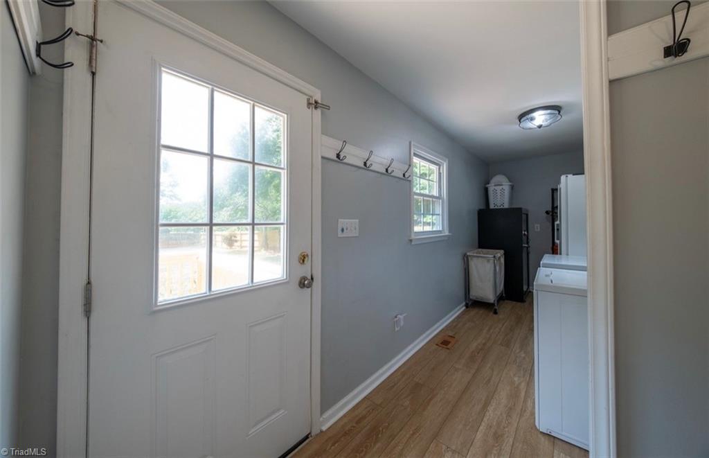 8311 Mapleway Lane Property Photo 32