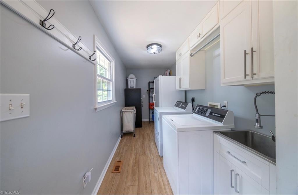 8311 Mapleway Lane Property Photo 33