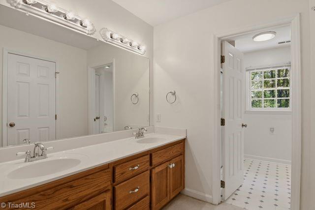 4413 Bashavia Drive Property Photo 20