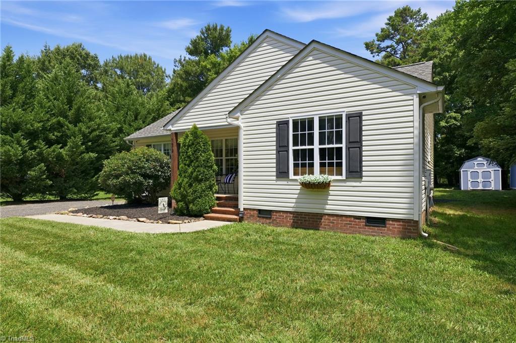 139 Homer Lane Property Photo 2