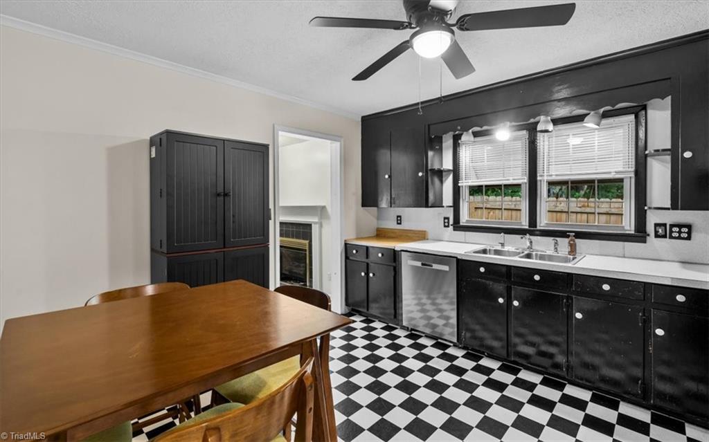 415 Davidson Street Property Photo 12